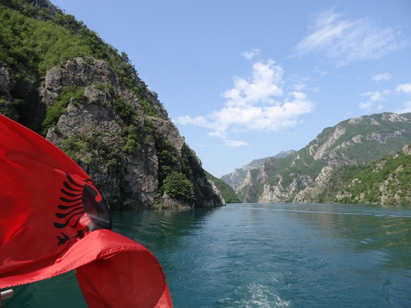 25 Albania Komani prom